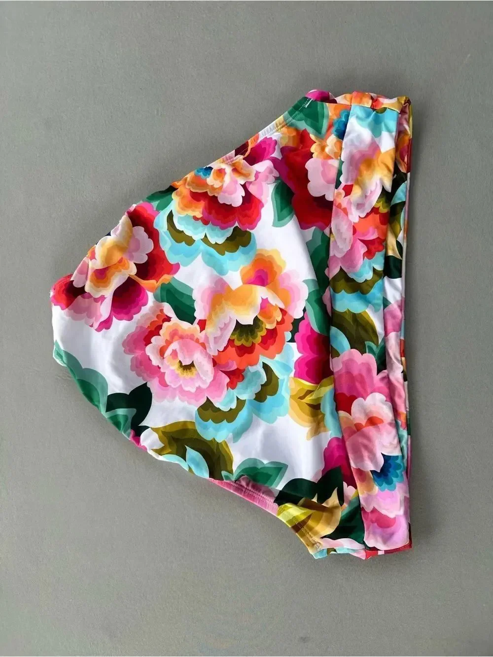 🎉5 for $45🎉 Gibson Latimer Swim bikini bottom size L floral print
